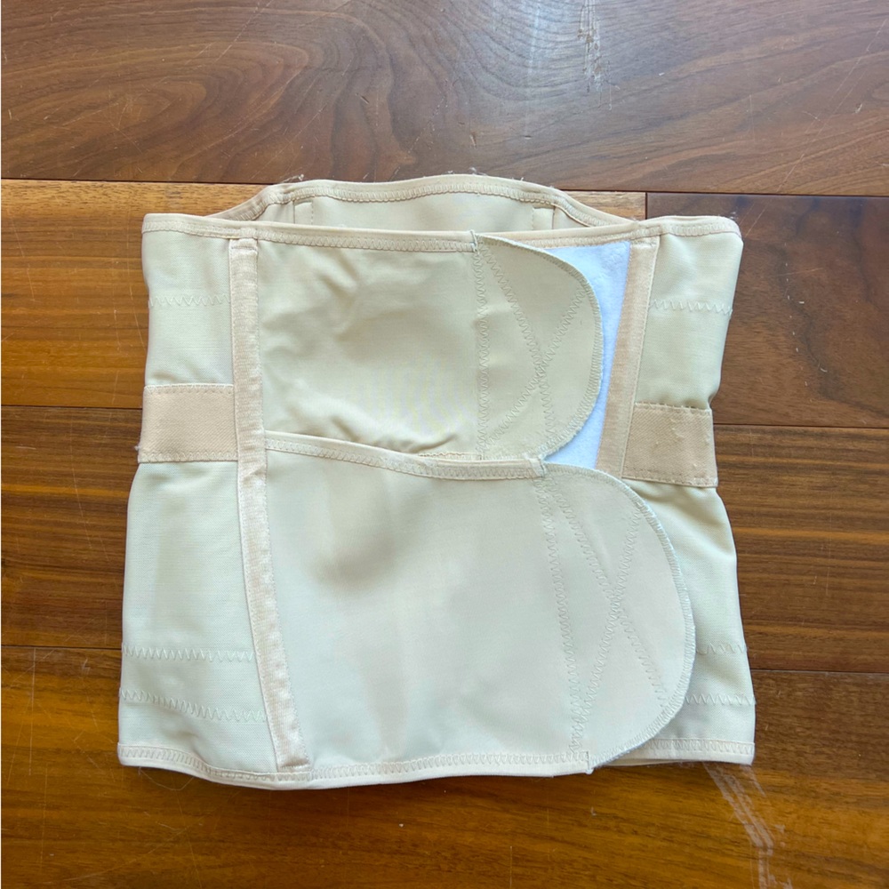 Belly bandit postpartum luxe belly wrap Size small